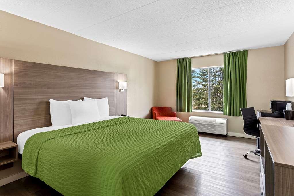 Econo Lodge Willowbrook Room photo
