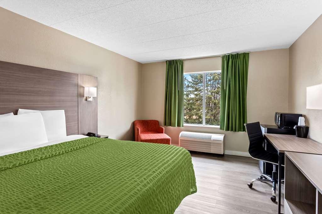 Econo Lodge Willowbrook Room photo